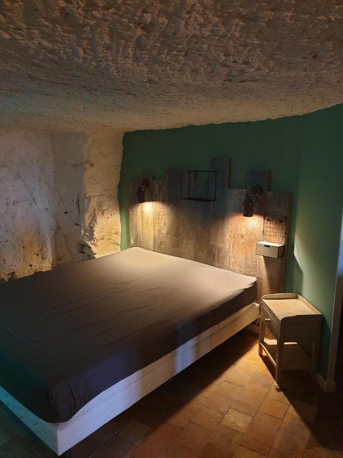 Gite Troglodyte Les Iris Villiers-sur-Loir Exterior photo